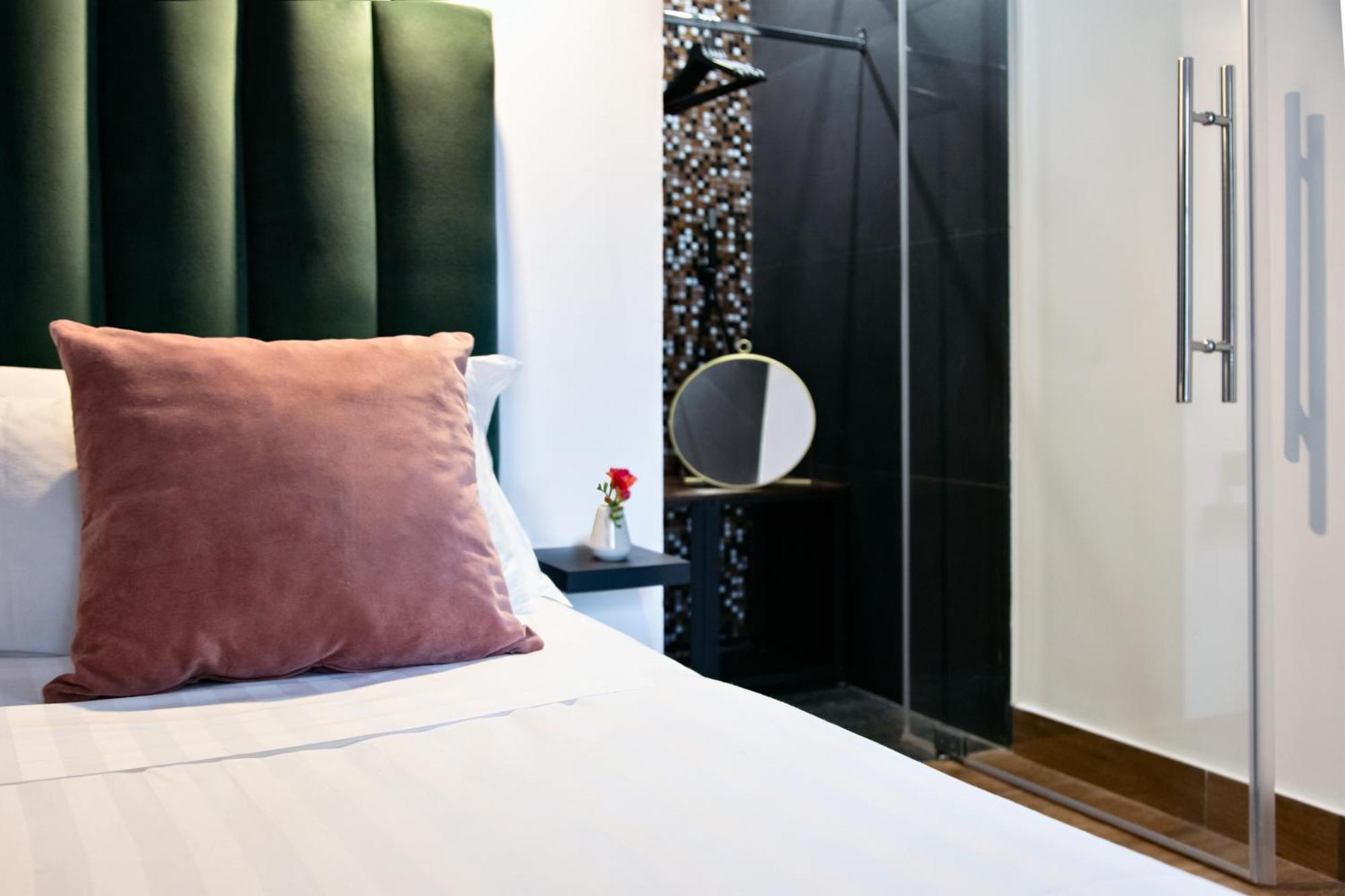 Toledo Lifestyle Hotell Napoli Eksteriør bilde