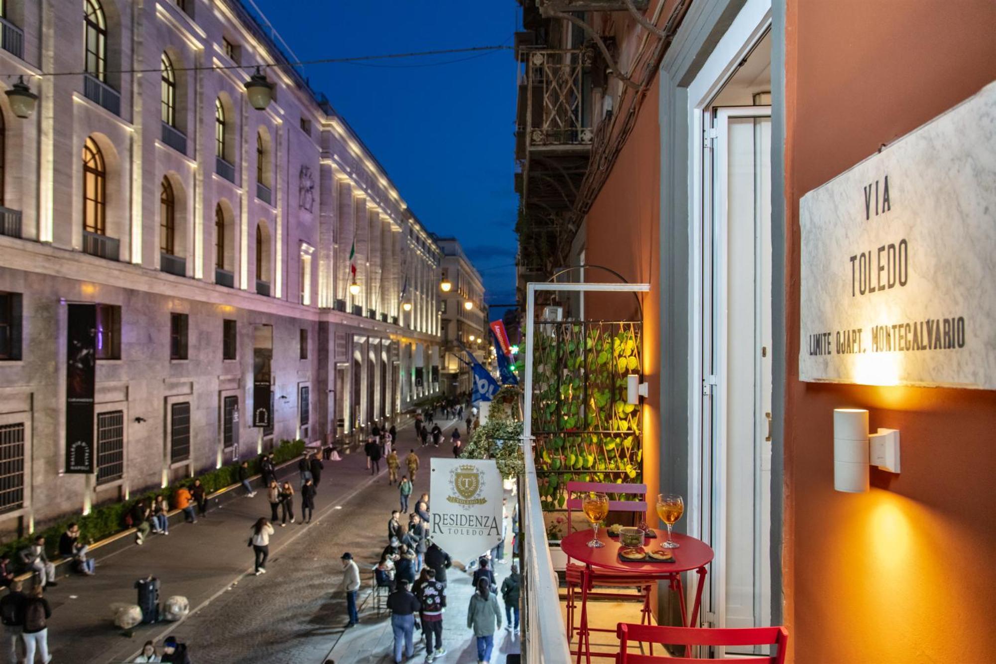 Toledo Lifestyle Hotell Napoli Eksteriør bilde